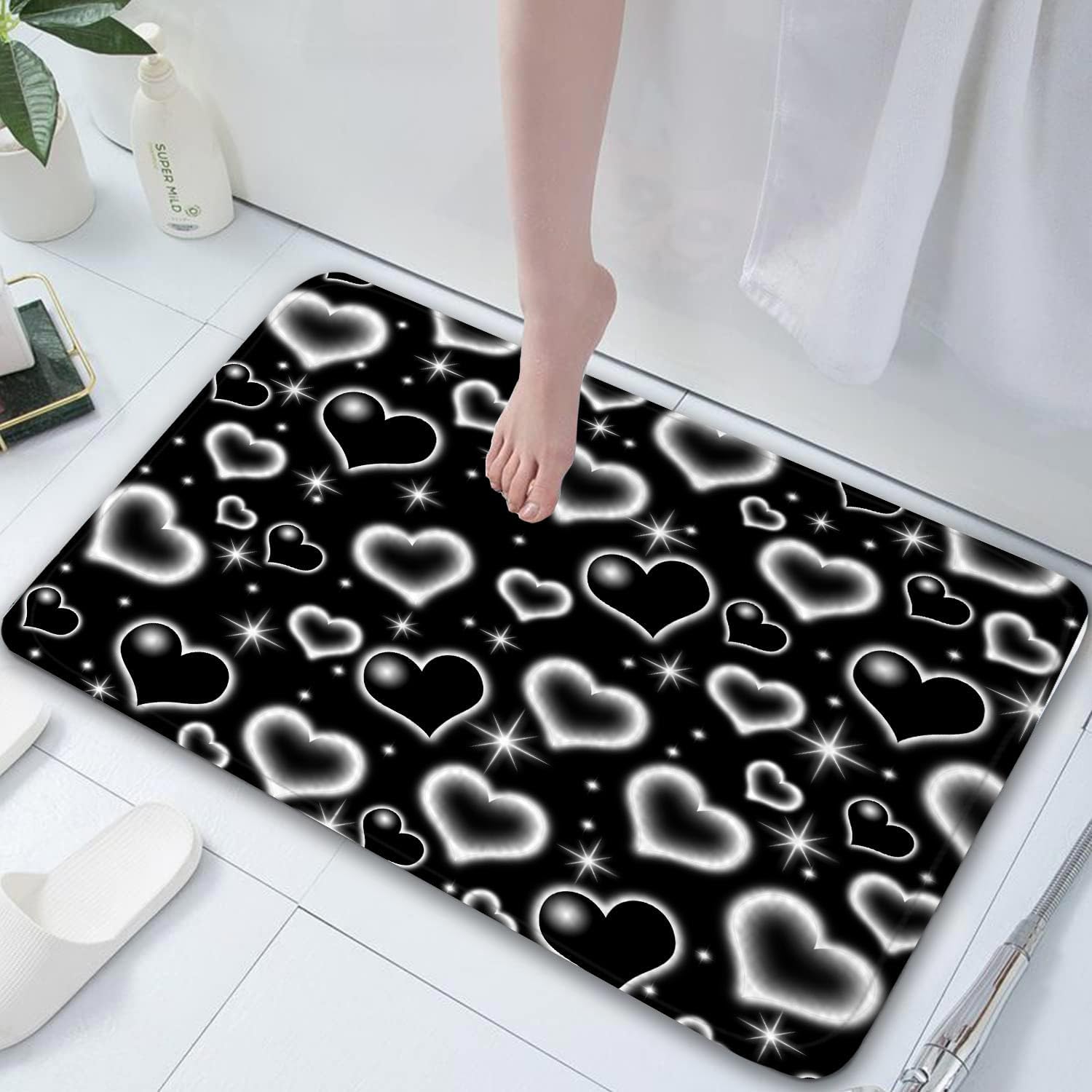 Cute Black and White Heart Bath Rug for Kids Boys