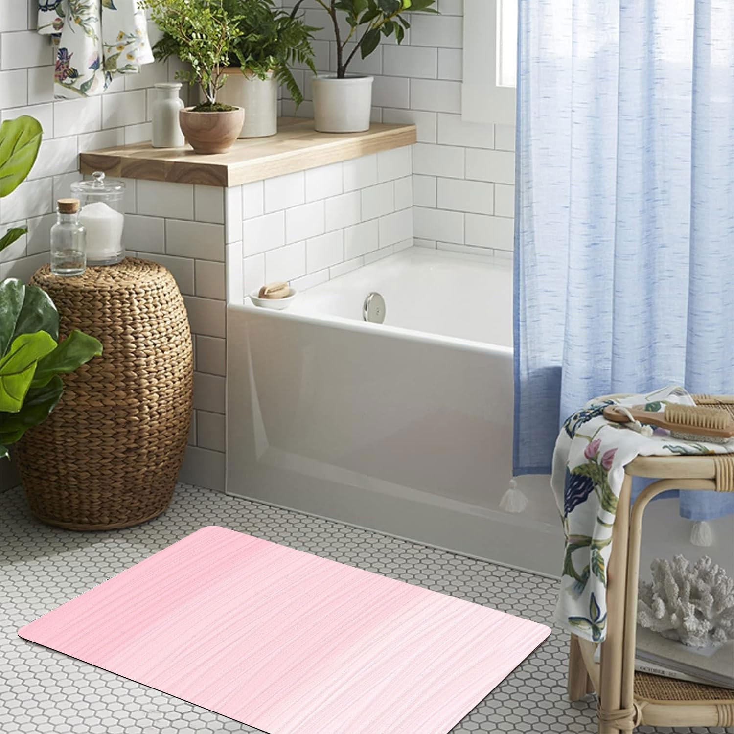 Ineffablex Cute Pink Gradient Bath Mat Quick Dry