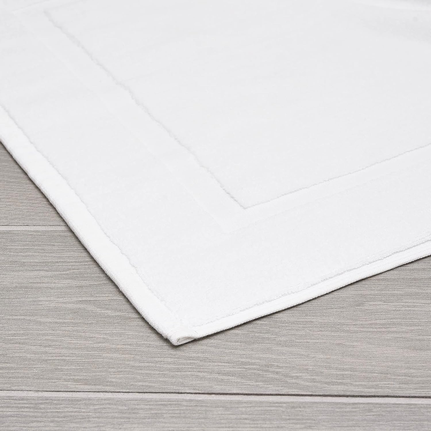Pacific Linens Bath Mats Set of 2 - White 100 Cotton